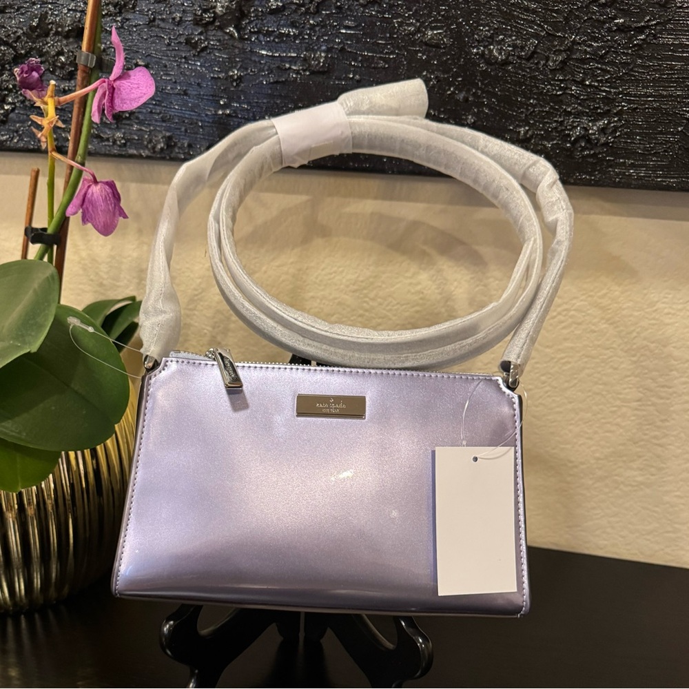 Stunning Kate Spade Kenzie Mini Crossbody in Metallic Candied Flower NWT - Picture 8 of 10